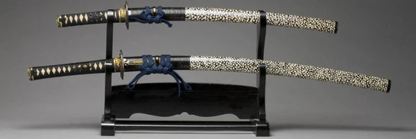 Wakizashi VS Katana